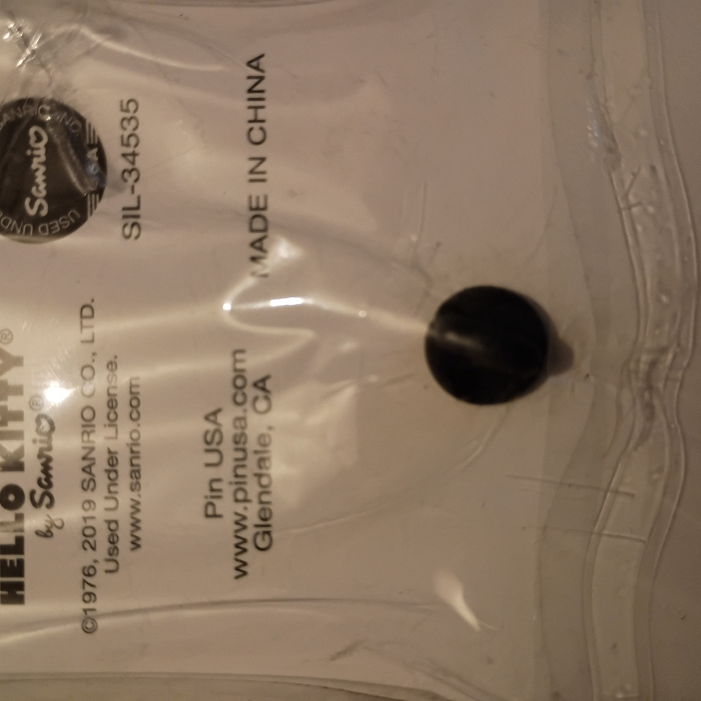 Hello Kitty Yellow Keychain - Picture 3 of 3